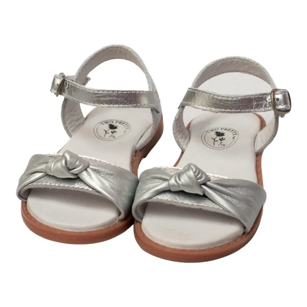 Handcrafted Two Pretty Silver Metallic Knot Sandals